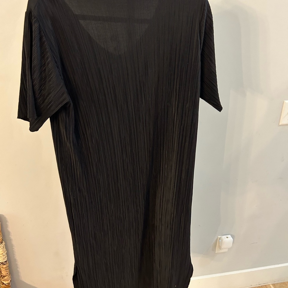 Nothing fits but one size mini pleated dress - Picture 3 of 5